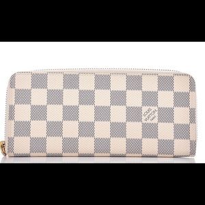 💯 % authentic Louis Vuitton wallet